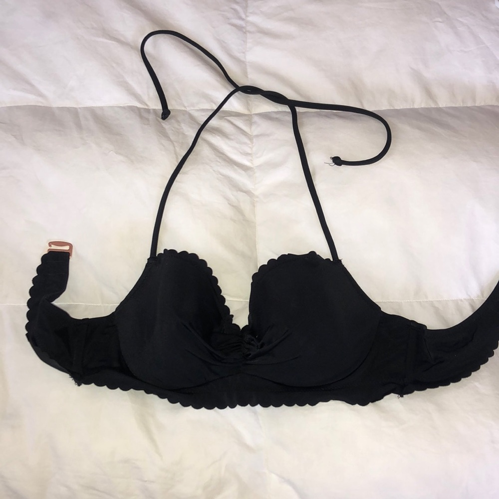 Victoria’s Secret bathing suit top
